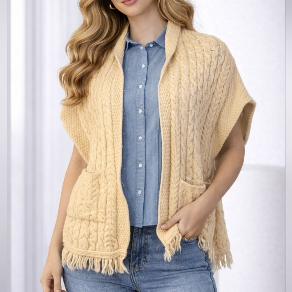 Inis CRAFTS IRISH Merino WOOL Cable Knit Fringe CAPE Shawl One Size